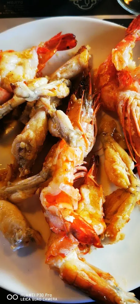 Gambas Et Cuisse de Grenouille